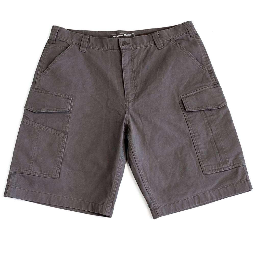New with tags Men’s Carhartt size 38 cargo shorts. Relaxed Fit. Gray.